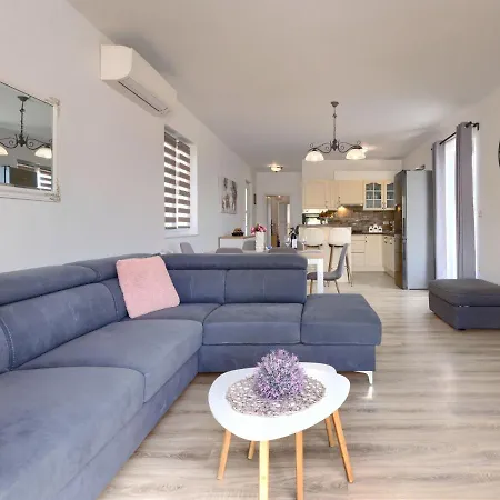 Noce By Interhome Semesterbostad