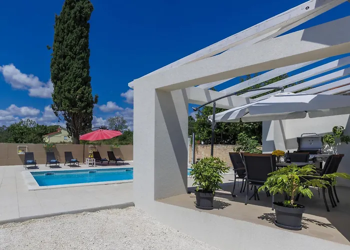 Noce By Interhome